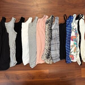 Lot of 12 Sleeveless Maternity Tops